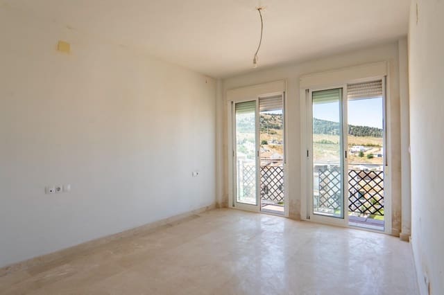 4 slaapkamer Villa te koop in Dílar met zwembad garage - € 280.000 (Ref: 9829323)