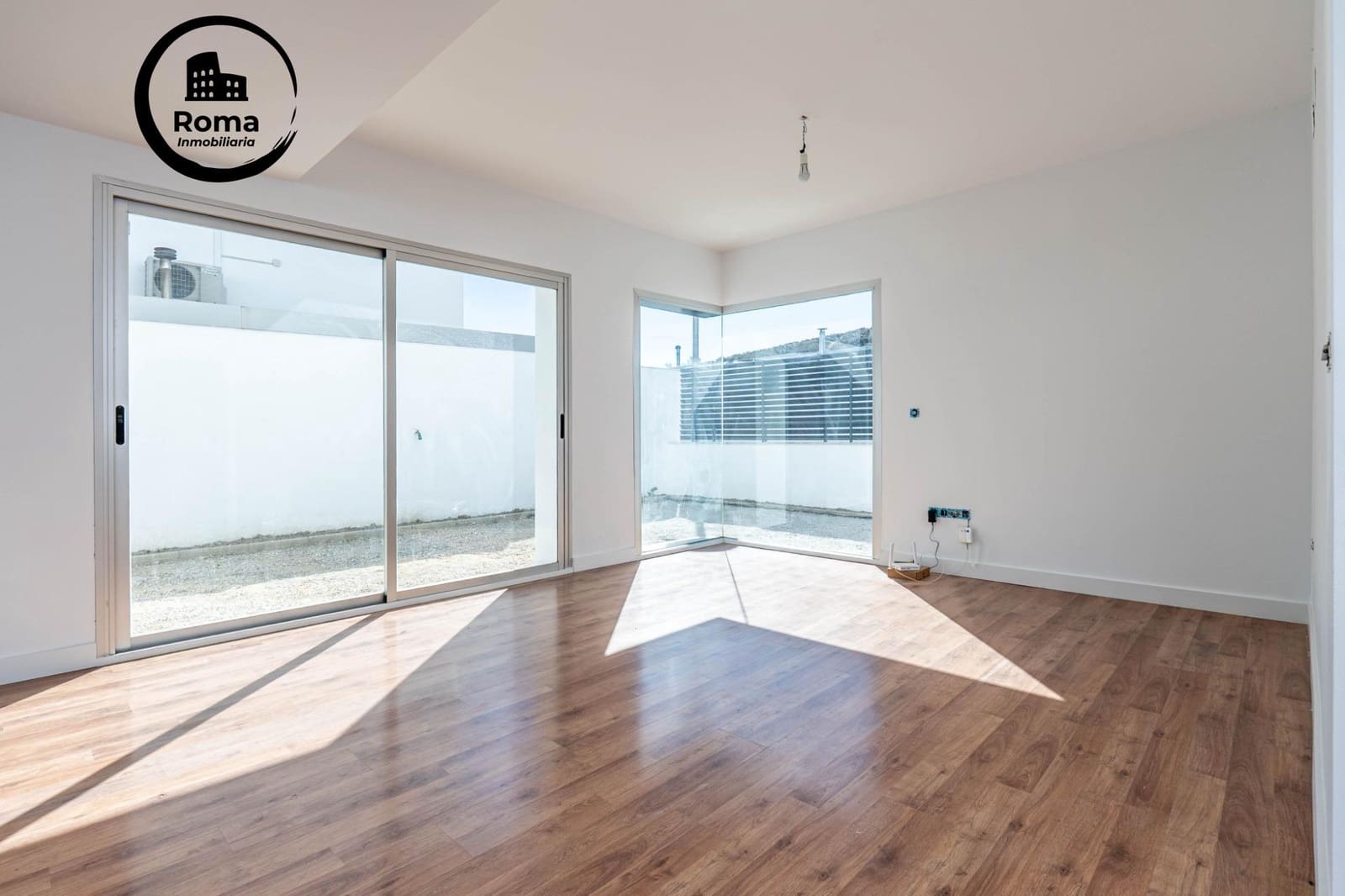 3 Zimmer Villa zu verkaufen in Alhendin mit Pool Garage - 290.000 € (Ref: 9829324)