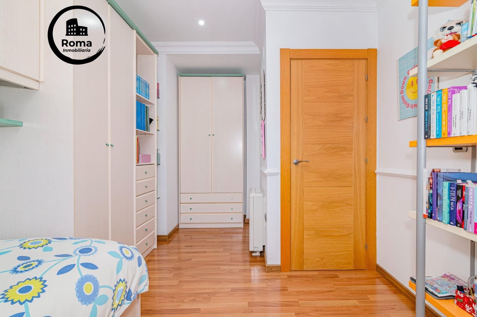 4 slaapkamer Rijtjeshuis te koop in La Zubia met zwembad garage - € 370.000 (Ref: 9829329)