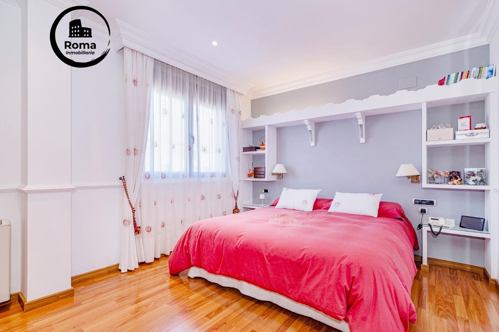 4 slaapkamer Rijtjeshuis te koop in La Zubia met zwembad garage - € 370.000 (Ref: 9829329)