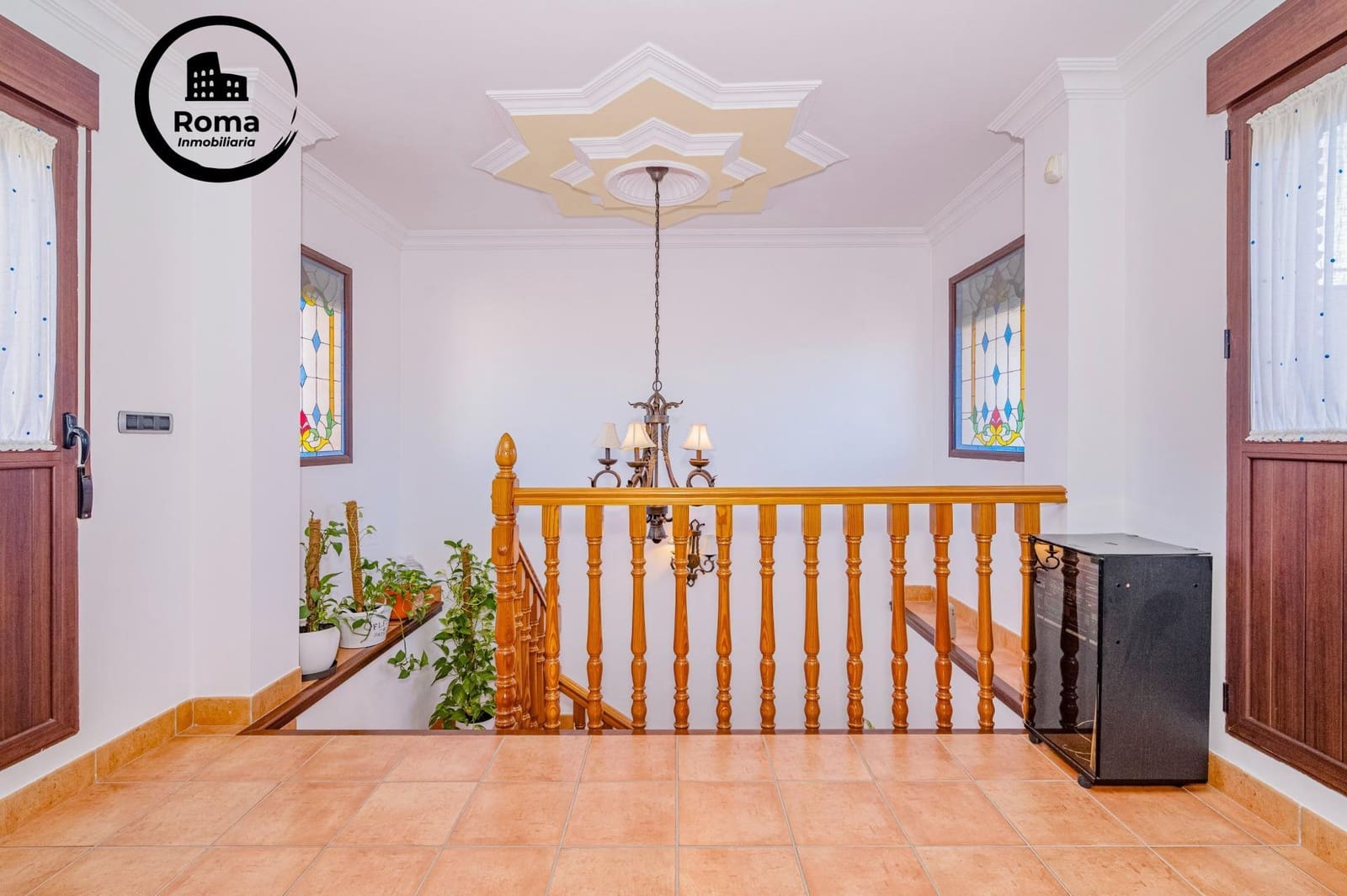 4 slaapkamer Rijtjeshuis te koop in La Zubia met zwembad garage - € 370.000 (Ref: 9829329)