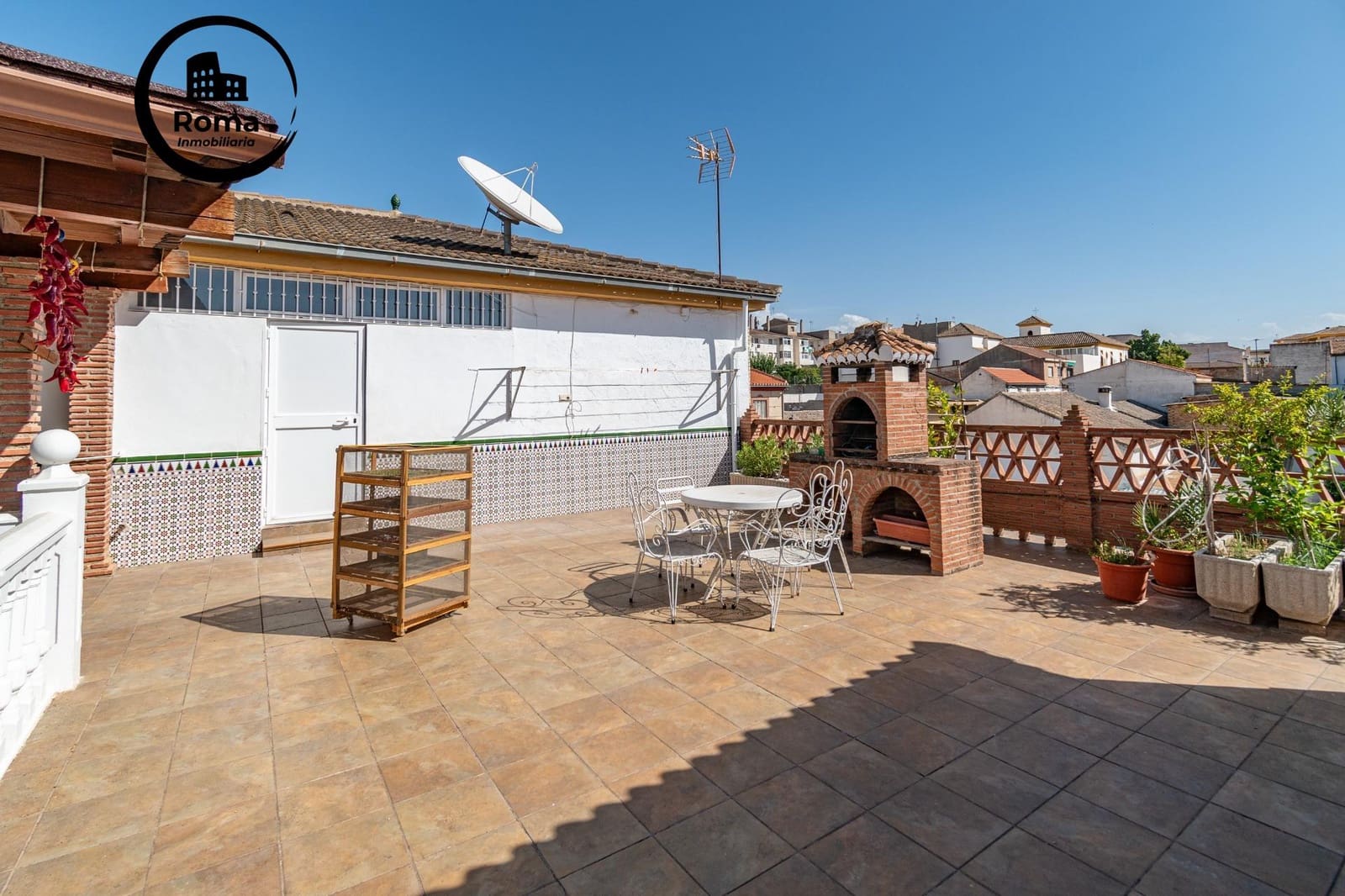 4 Zimmer Haus zu verkaufen in Atarfe mit Pool Garage - 280.000 € (Ref: 9829335)