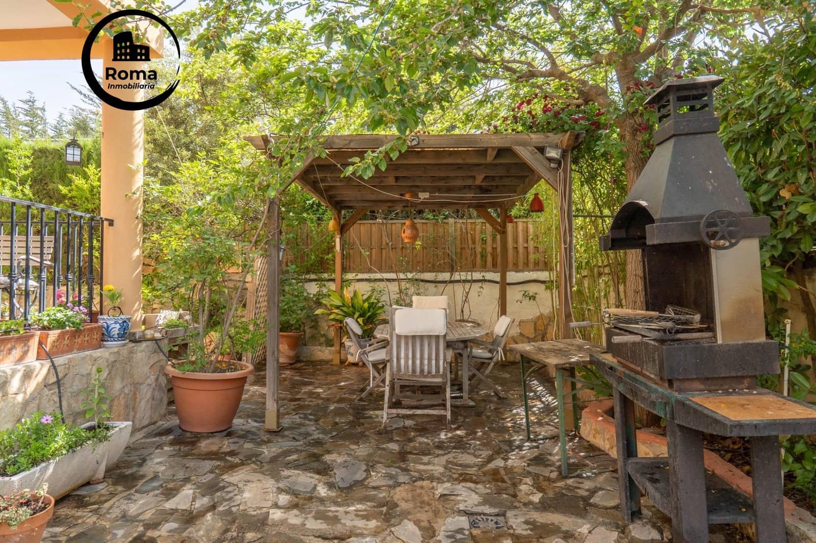 3 sovrum Villa till salu i La Zubia med pool garage - 350 000 € (Ref: 9831656)