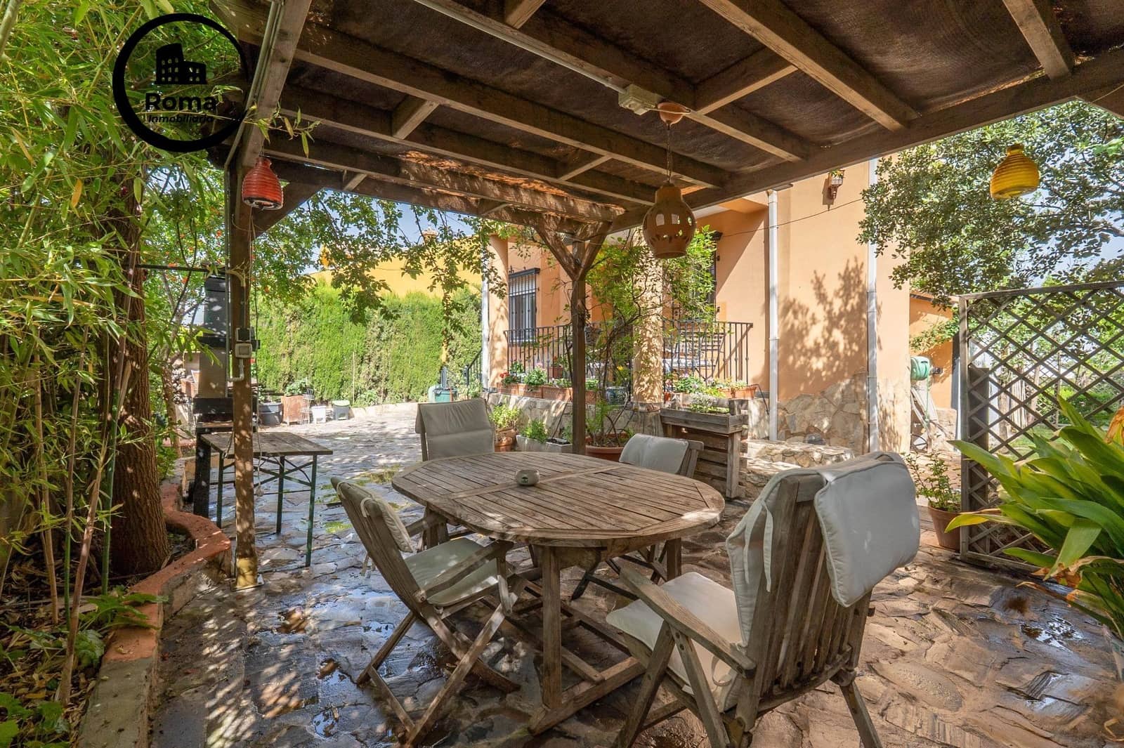 3 sovrum Villa till salu i La Zubia med pool garage - 350 000 € (Ref: 9831656)