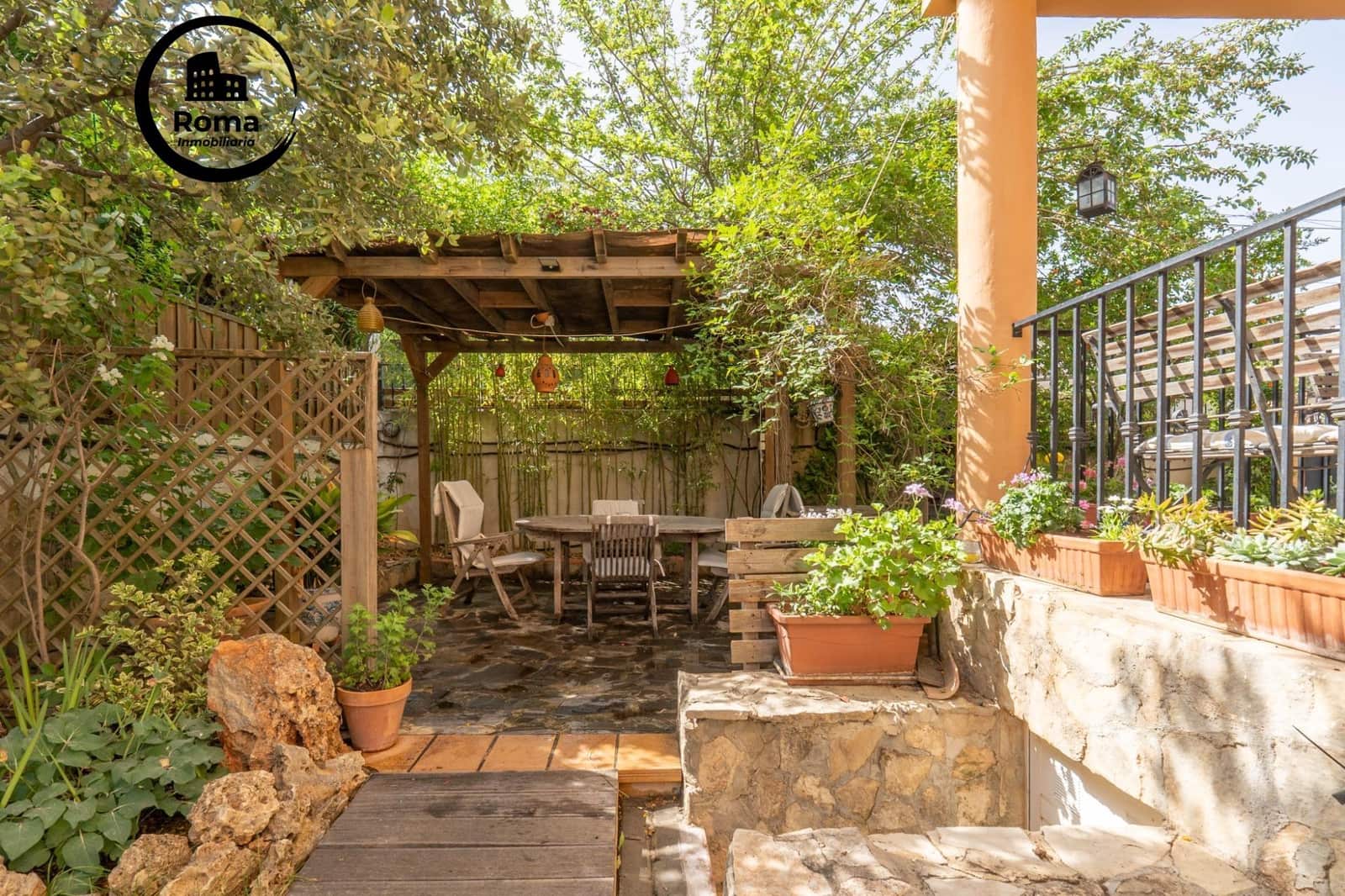 3 sovrum Villa till salu i La Zubia med pool garage - 350 000 € (Ref: 9831656)