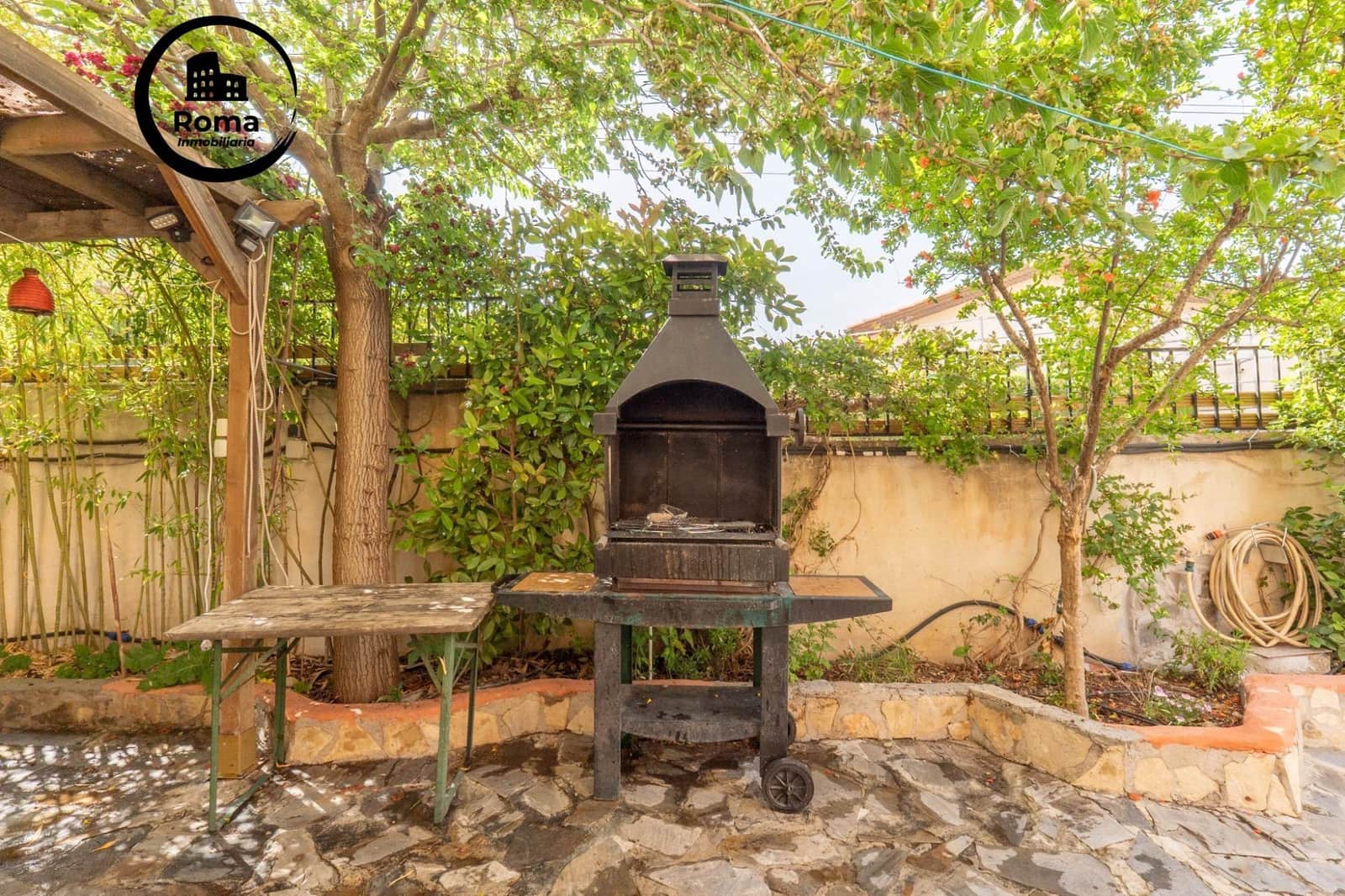 3 sovrum Villa till salu i La Zubia med pool garage - 350 000 € (Ref: 9831656)