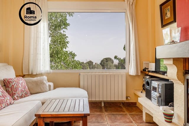 3 sovrum Villa till salu i La Zubia med pool garage - 350 000 € (Ref: 9831656)