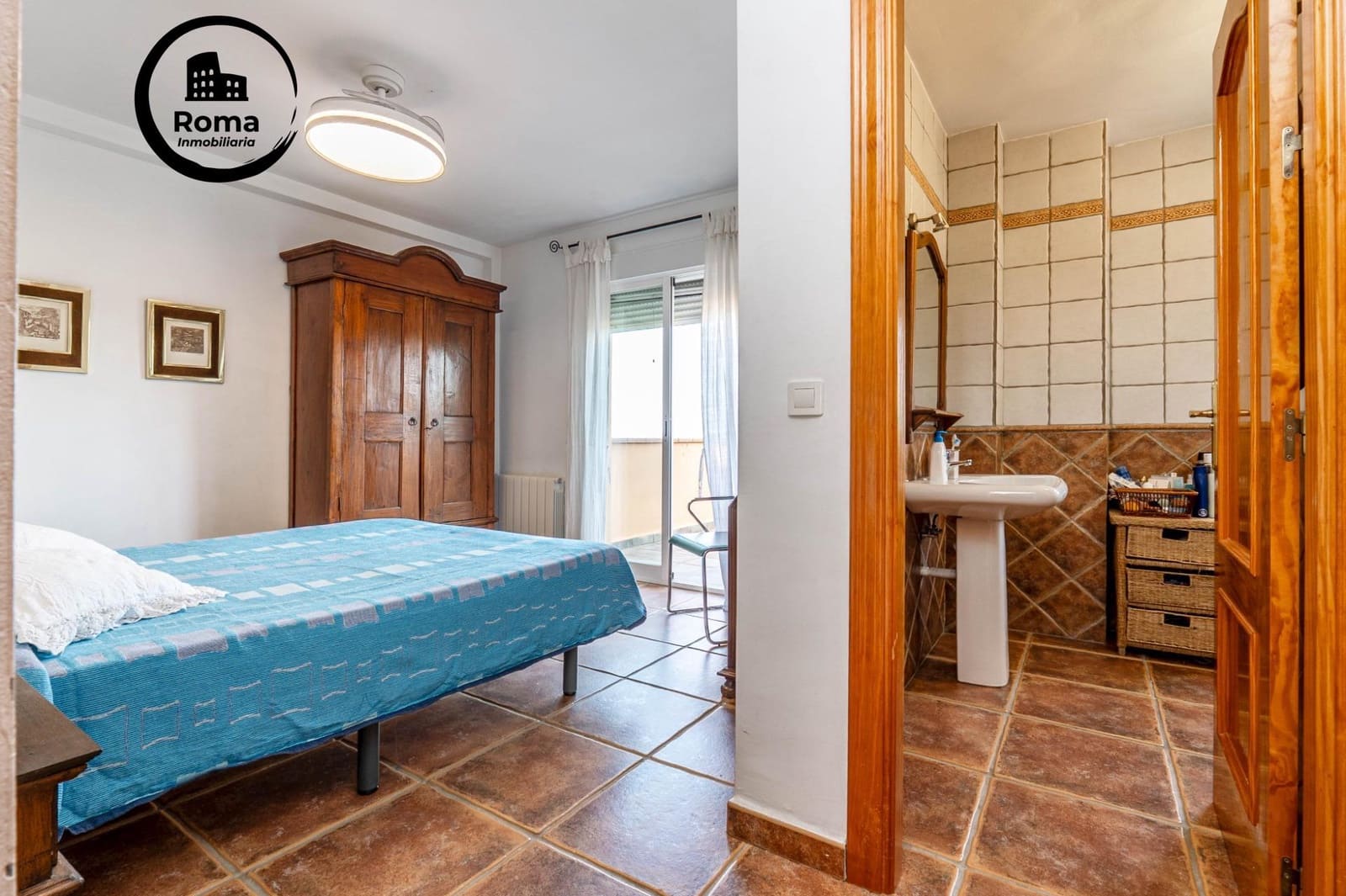 3 sovrum Villa till salu i La Zubia med pool garage - 350 000 € (Ref: 9831656)