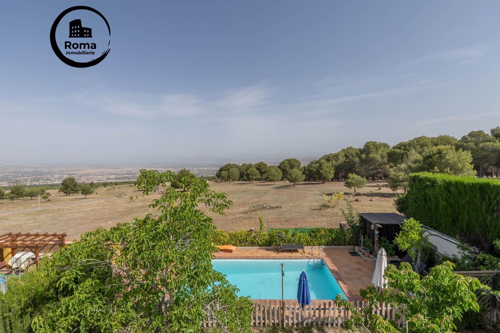 3 sovrum Villa till salu i La Zubia med pool garage - 350 000 € (Ref: 9831656)