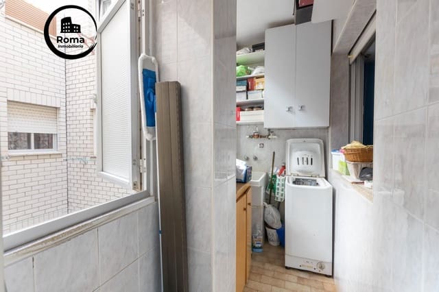 5 soverom Leilighet til salgs i Centro, Granada by - € 395 000 (Ref: 9836447)