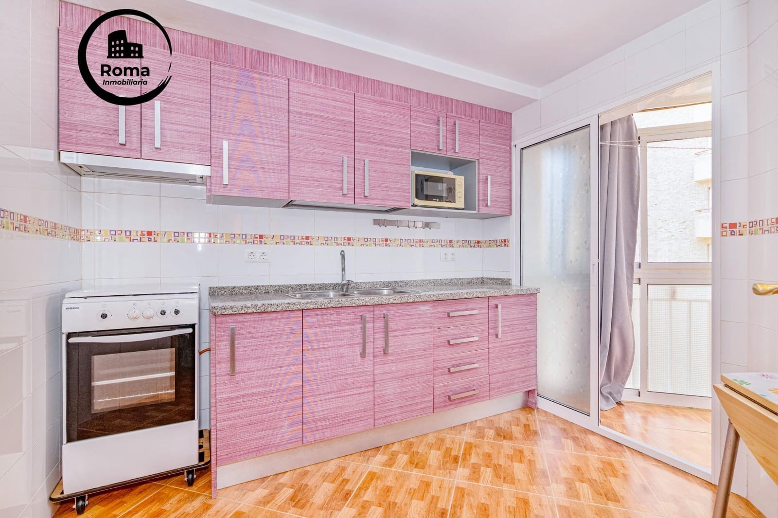 3 slaapkamer Flat te koop in Granada stad - € 137.000 (Ref: 9843637)
