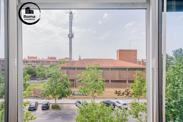 3 soveværelse Lejlighed til salg i Granada by - € 137.000 (Ref: 9843637)