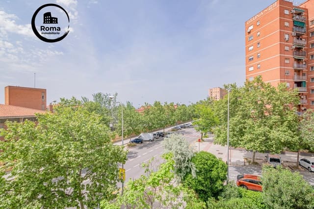 3 soveværelse Lejlighed til salg i Granada by - € 137.000 (Ref: 9843637)