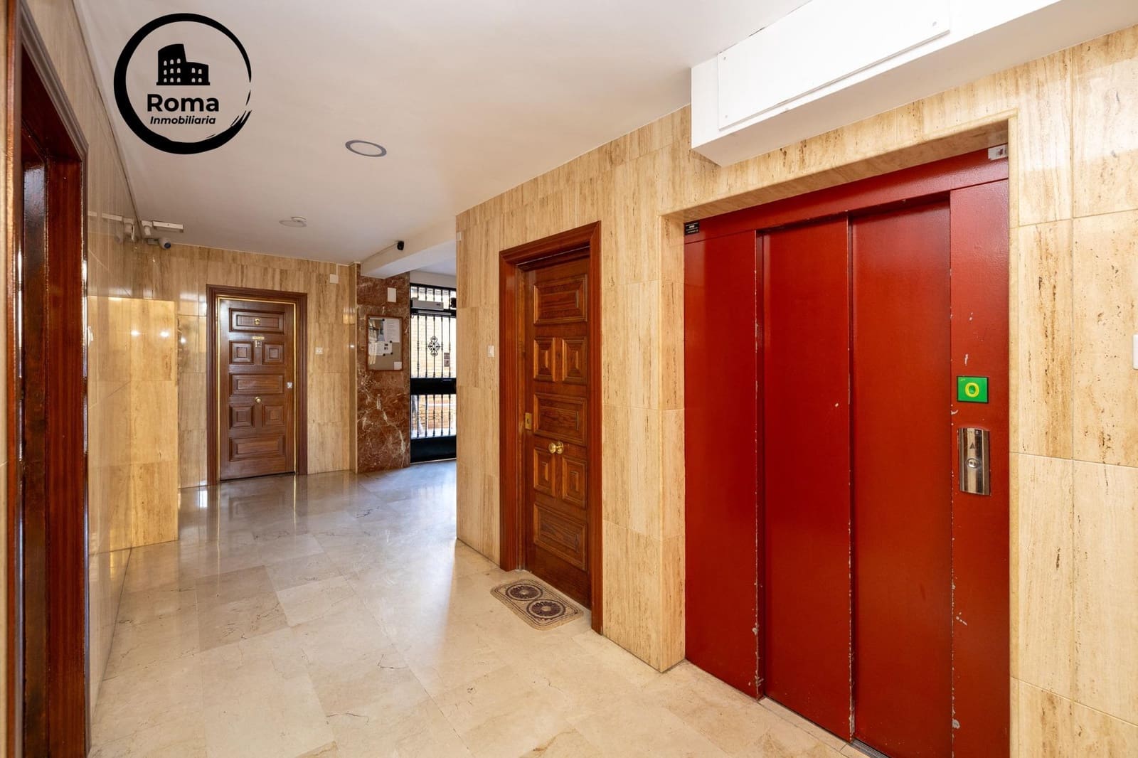 3 soveværelse Lejlighed til salg i Granada by med garage - € 199.900 (Ref: 9843660)