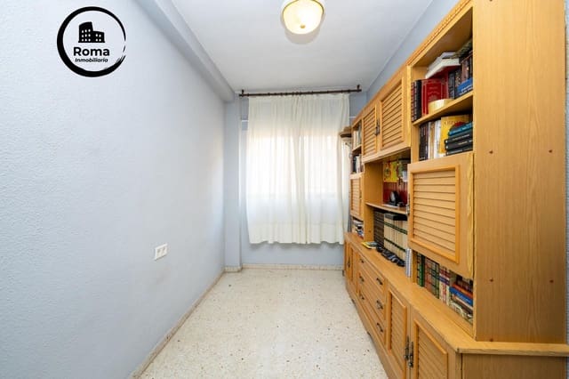 3 soveværelse Lejlighed til salg i Zaidin, Granada by med garage - € 199.900 (Ref: 9843660)