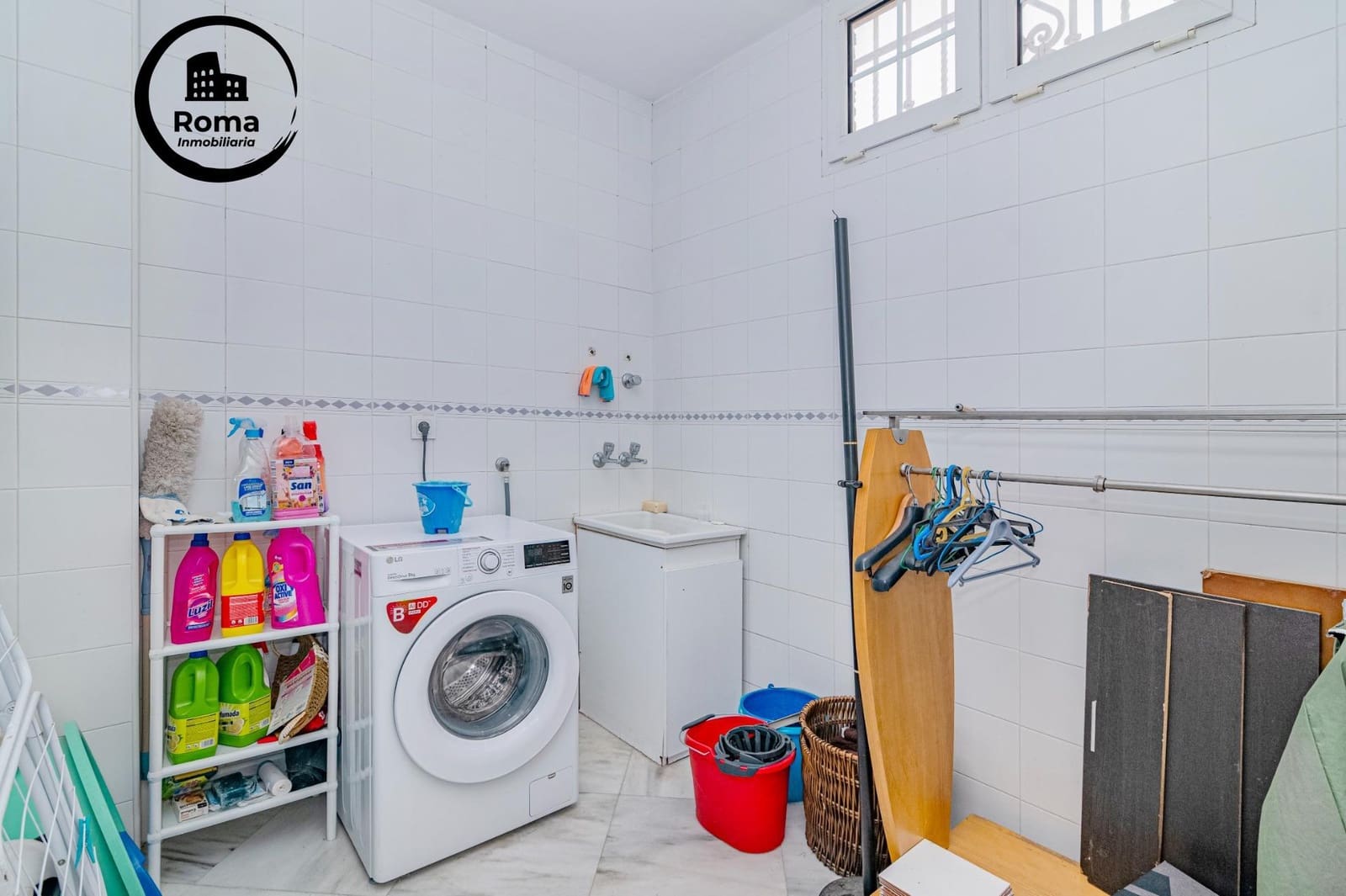 5 sovrum Villa till salu i La Zubia med pool garage - 1 190 000 € (Ref: 9894039)