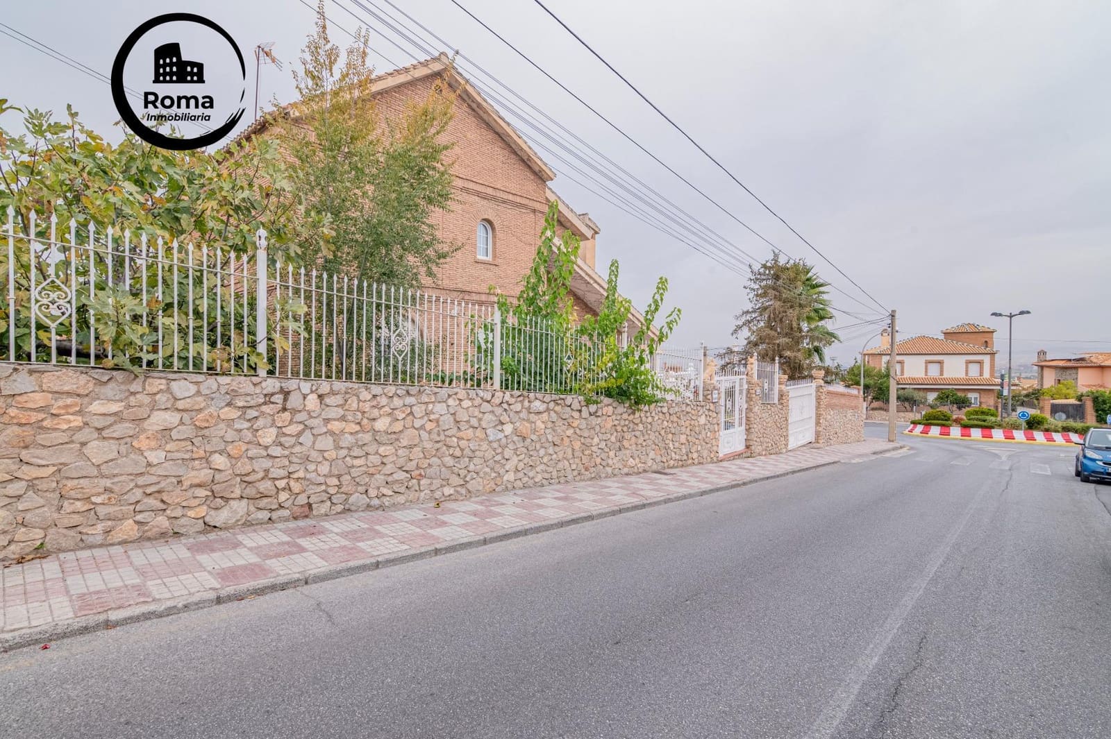 5 sovrum Villa till salu i La Zubia med pool garage - 1 190 000 € (Ref: 9894039)