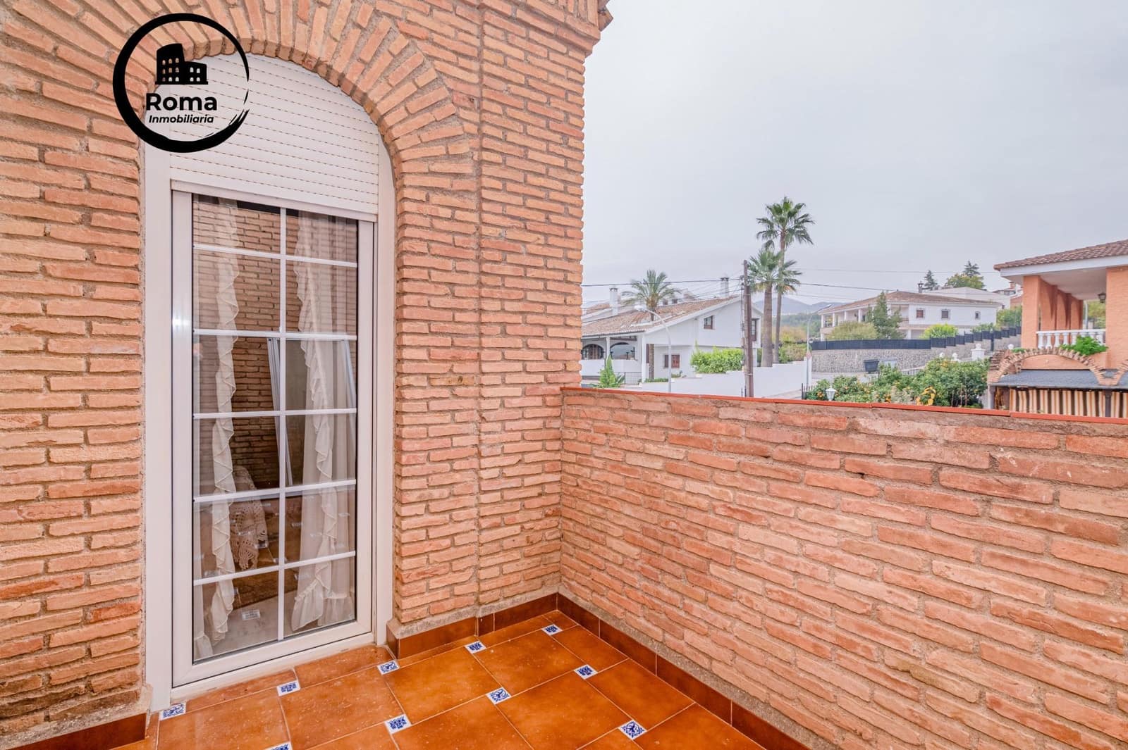 5 sovrum Villa till salu i La Zubia med pool garage - 1 190 000 € (Ref: 9894039)