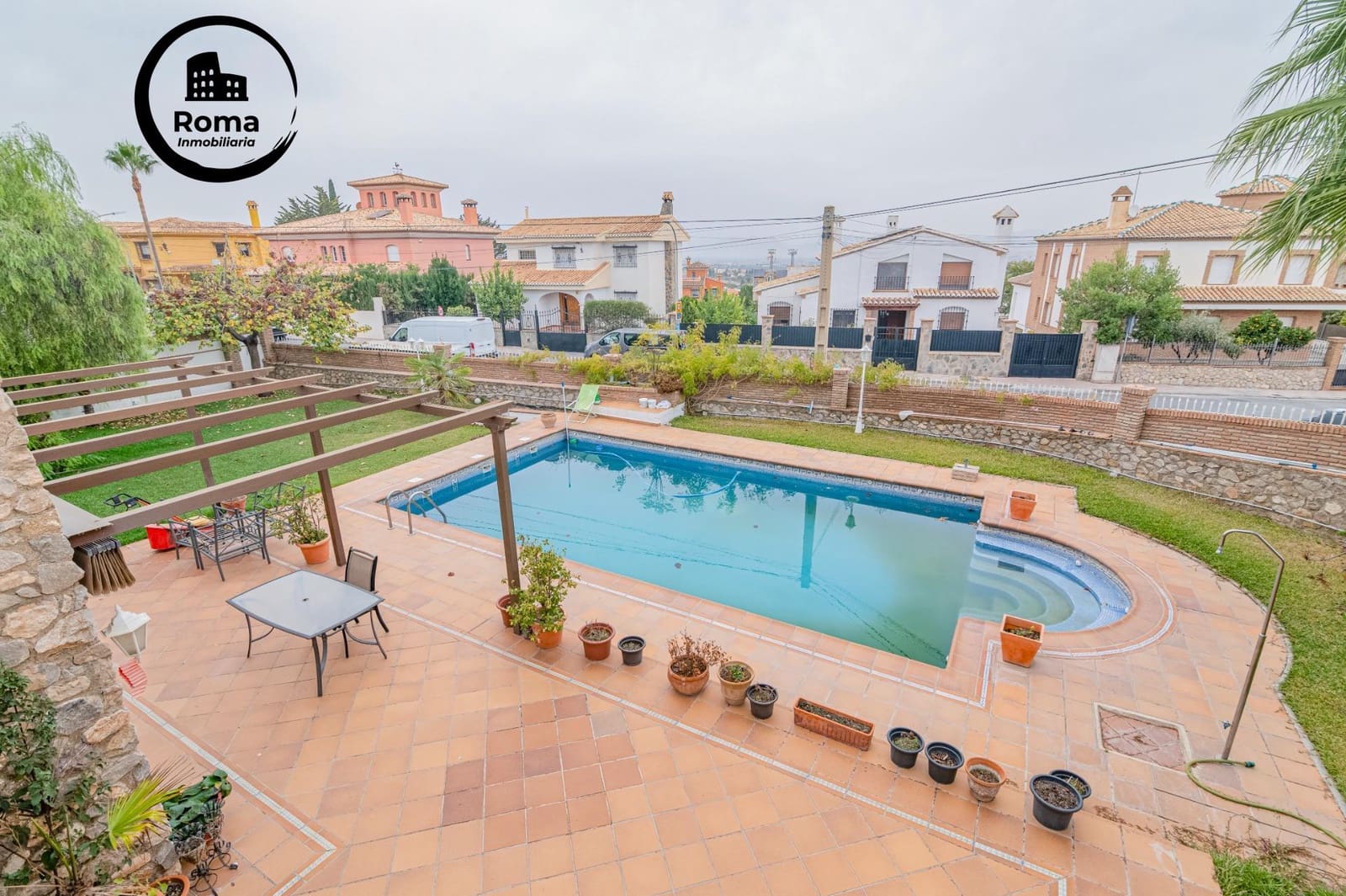 5 sovrum Villa till salu i La Zubia med pool garage - 1 190 000 € (Ref: 9894039)