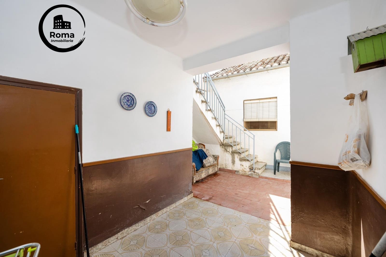 6 bedroom Townhouse for sale in Monachil - € 300,000 (Ref: 9894046)
