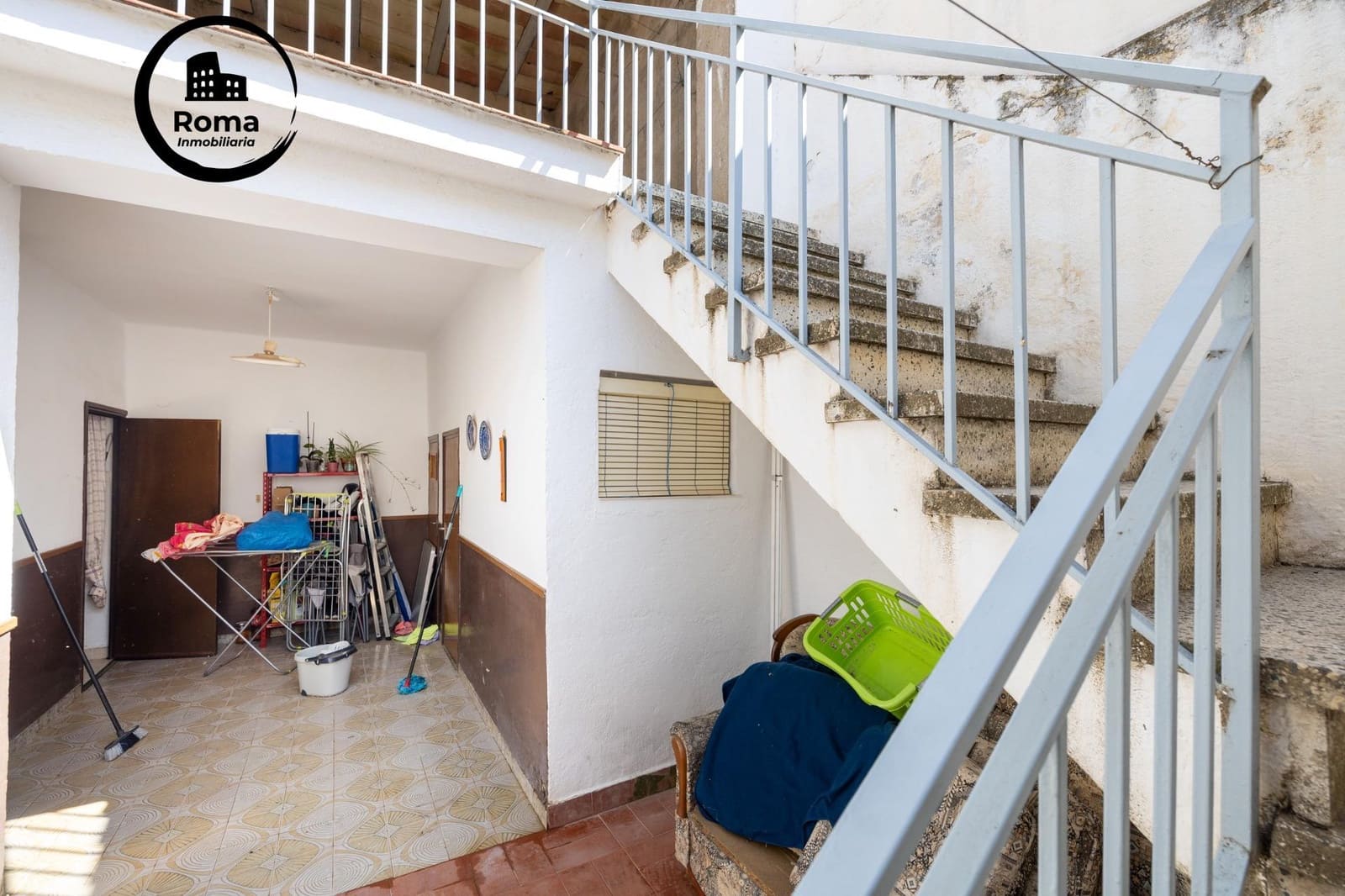 6 bedroom Townhouse for sale in Monachil - € 300,000 (Ref: 9894046)