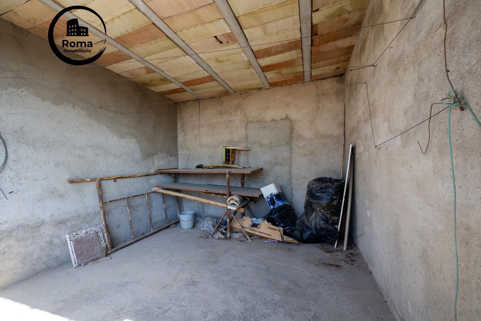 6 bedroom Townhouse for sale in Monachil - € 300,000 (Ref: 9894046)