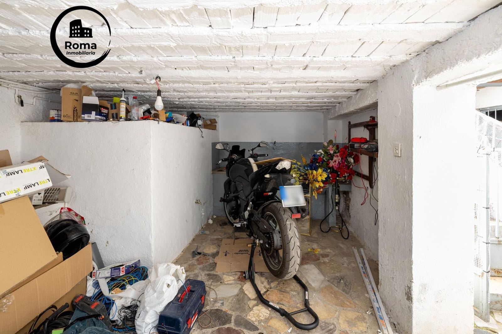 6 bedroom Townhouse for sale in Monachil - € 300,000 (Ref: 9894046)