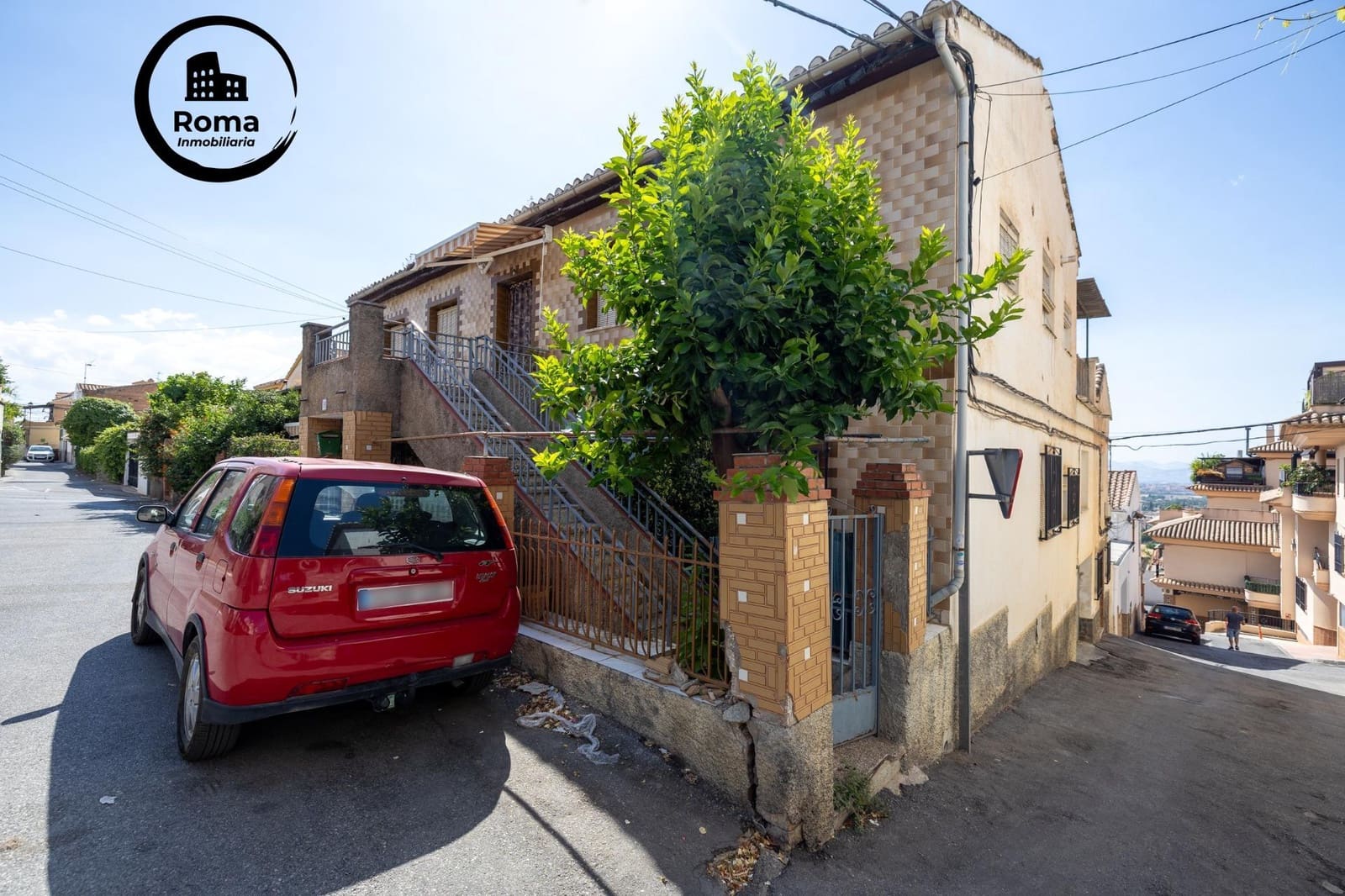 6 bedroom Townhouse for sale in Monachil - € 300,000 (Ref: 9894046)