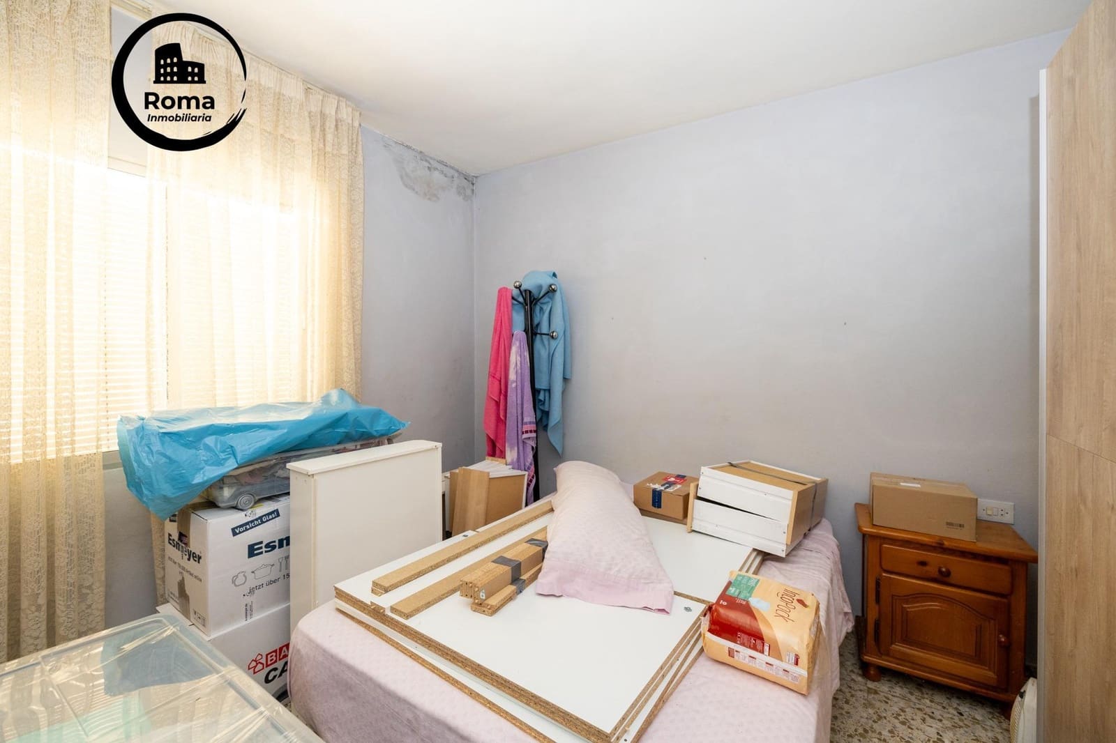6 bedroom Townhouse for sale in Monachil - € 300,000 (Ref: 9894046)