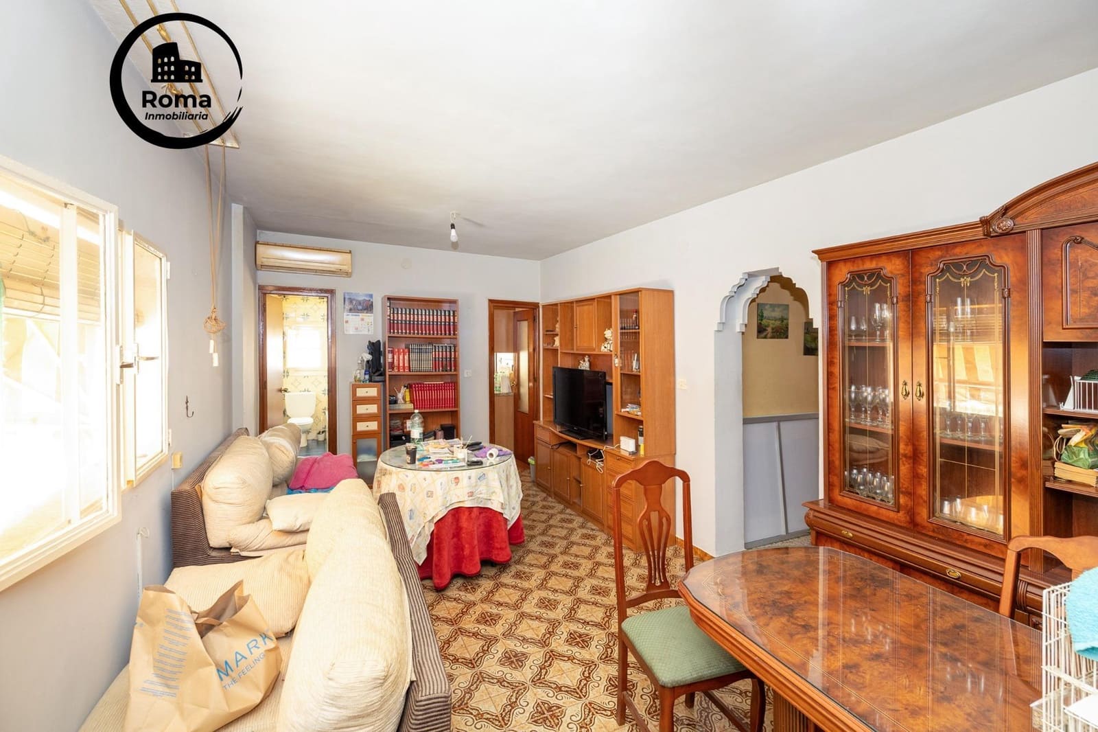 6 bedroom Townhouse for sale in Monachil - € 300,000 (Ref: 9894046)