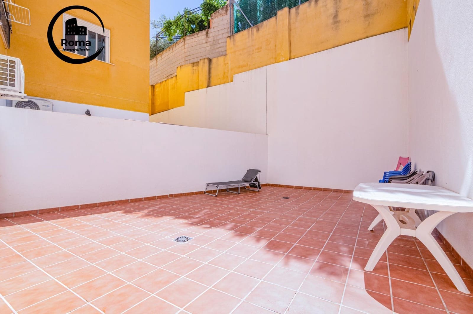 2 slaapkamer Appartement te koop in La Zubia met garage - € 195.000 (Ref: 9894047)