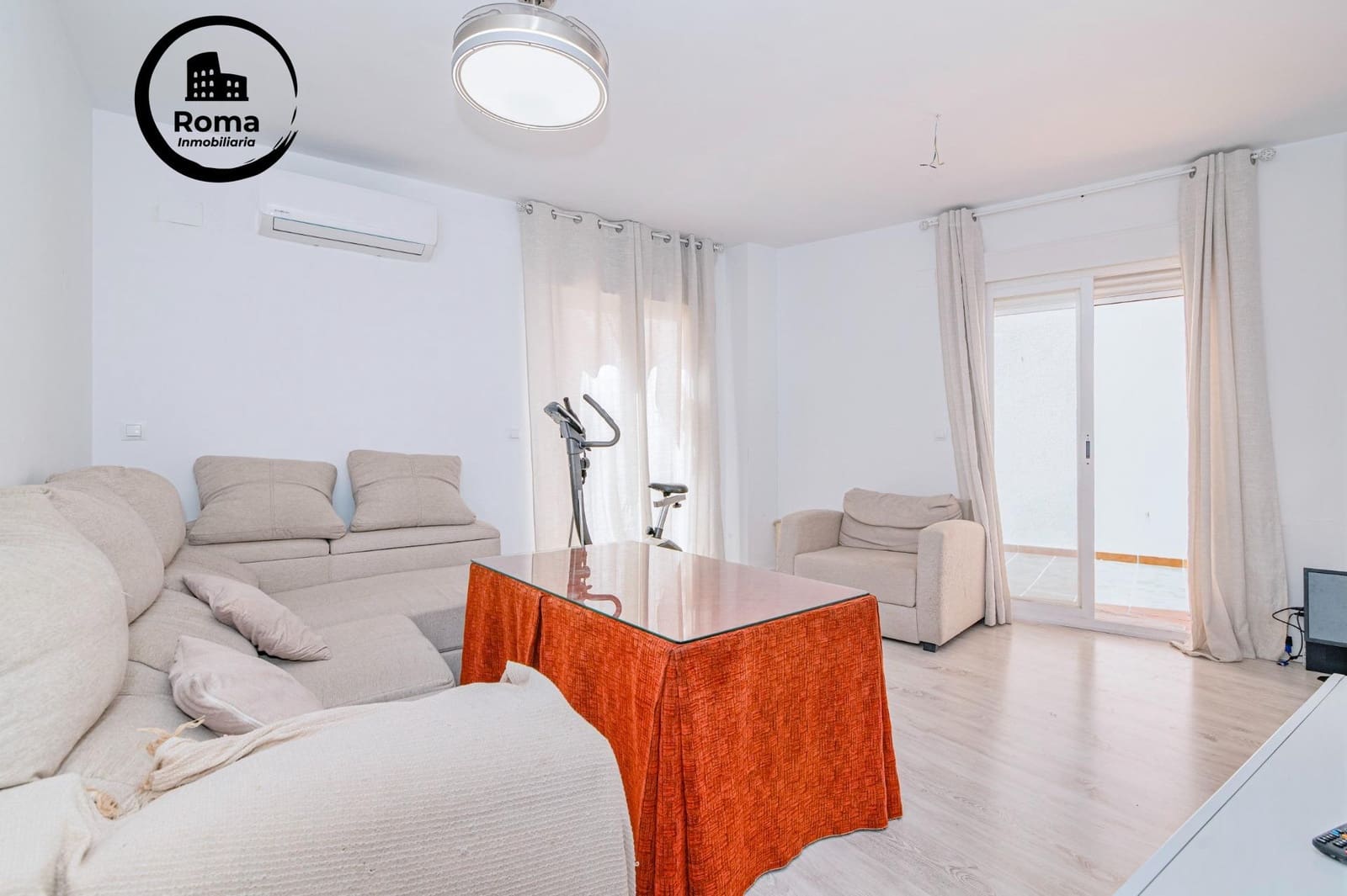 2 slaapkamer Appartement te koop in La Zubia met garage - € 195.000 (Ref: 9894047)