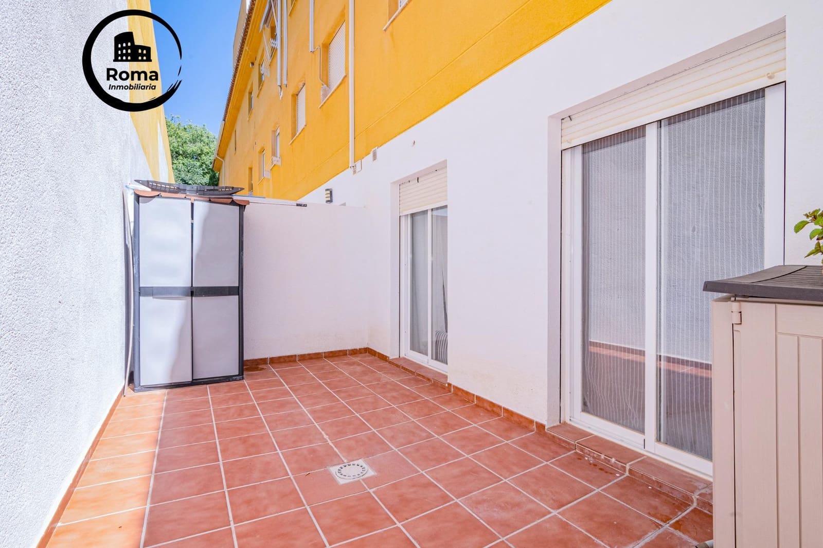 2 slaapkamer Appartement te koop in La Zubia met garage - € 195.000 (Ref: 9894047)