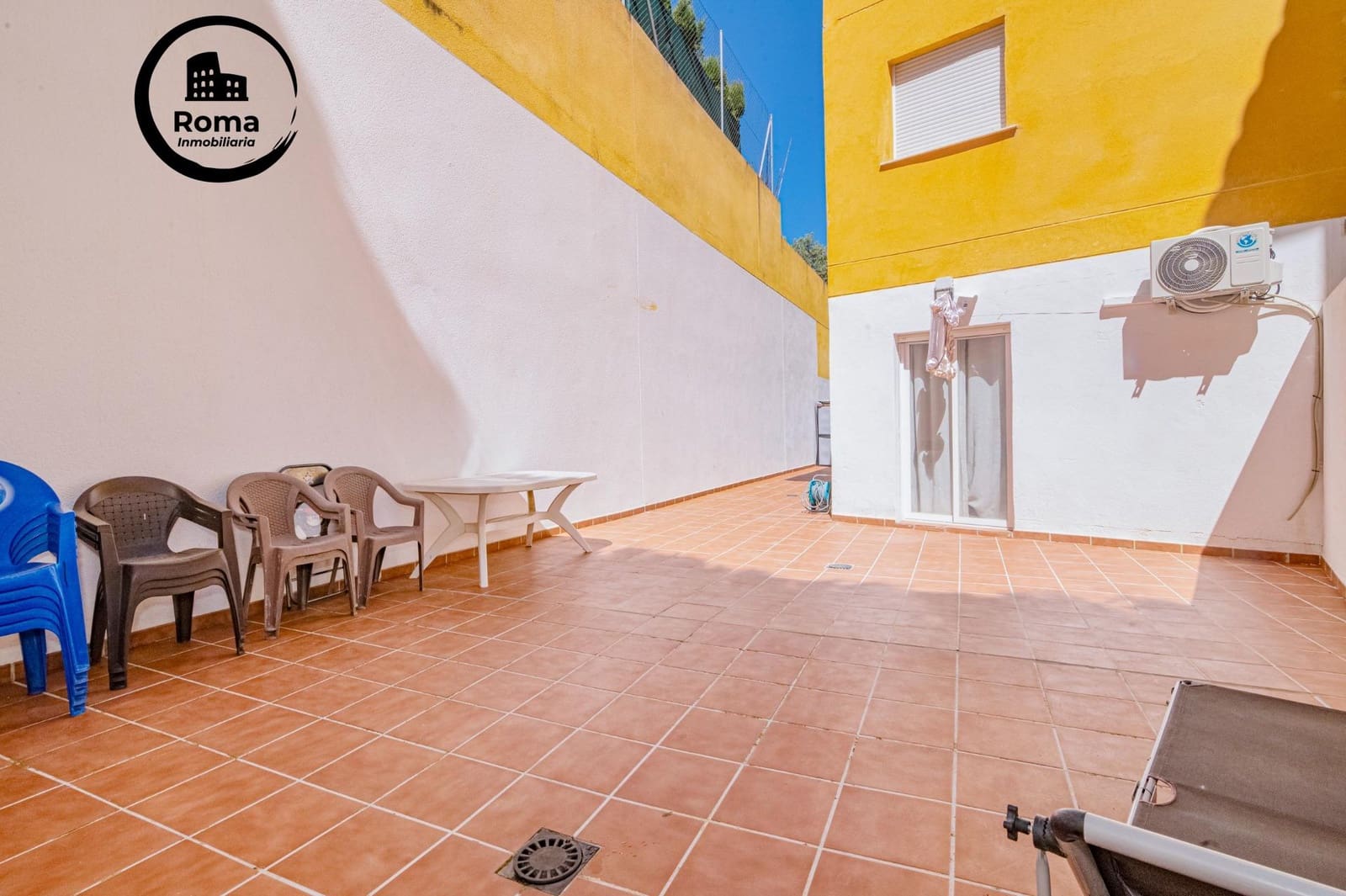 2 slaapkamer Appartement te koop in La Zubia met garage - € 195.000 (Ref: 9894047)