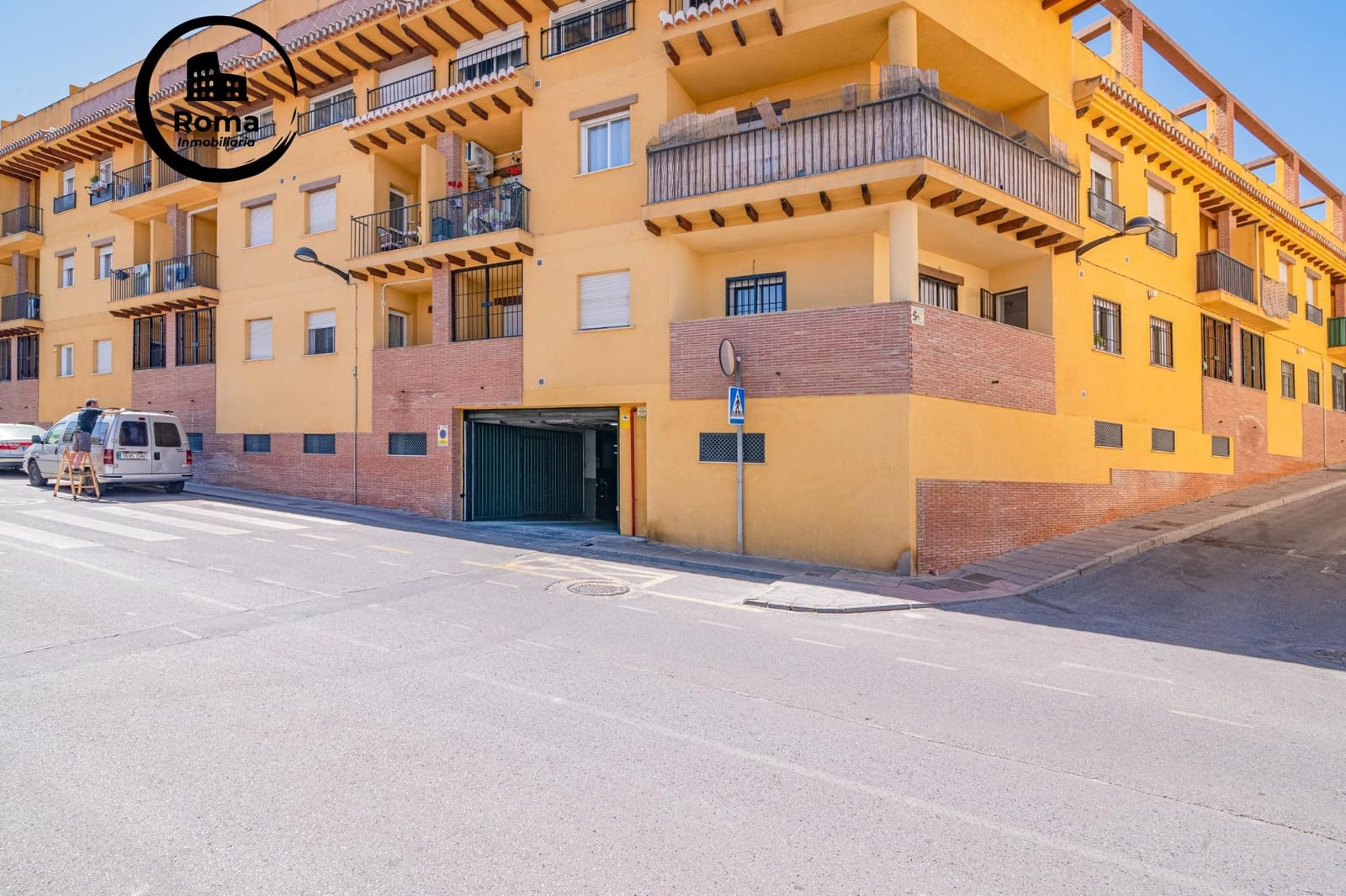 2 slaapkamer Appartement te koop in La Zubia met garage - € 195.000 (Ref: 9894047)