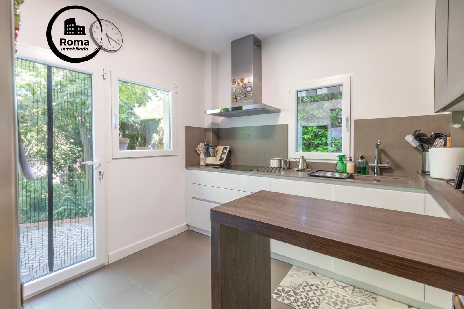 4 slaapkamer Villa te koop in Albolote met zwembad garage - € 510.000 (Ref: 9896462)