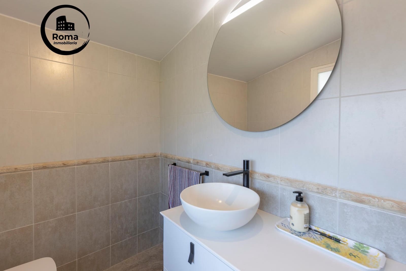4 slaapkamer Villa te koop in Albolote met zwembad garage - € 510.000 (Ref: 9896462)