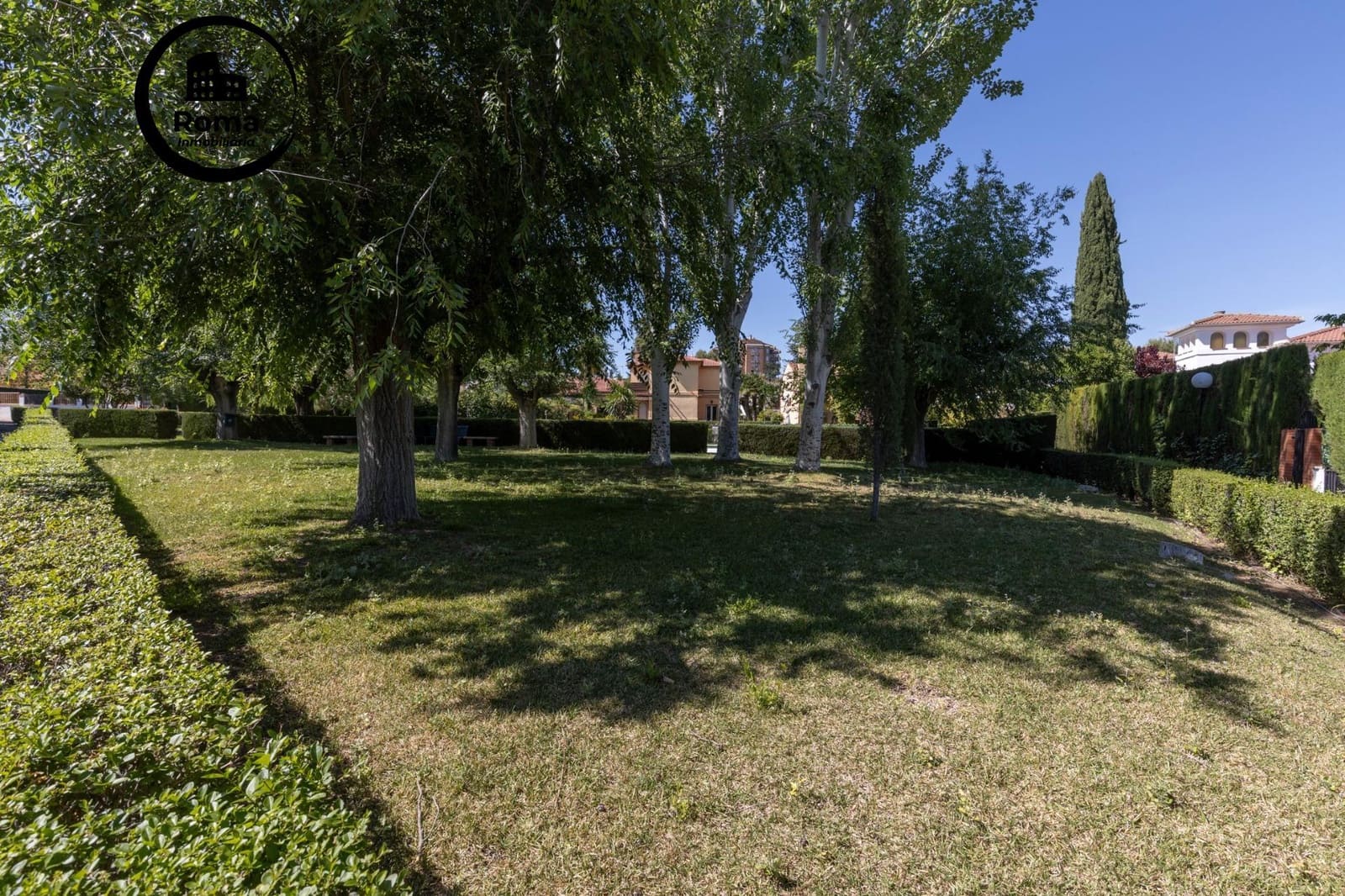 4 slaapkamer Villa te koop in Albolote met zwembad garage - € 510.000 (Ref: 9896462)