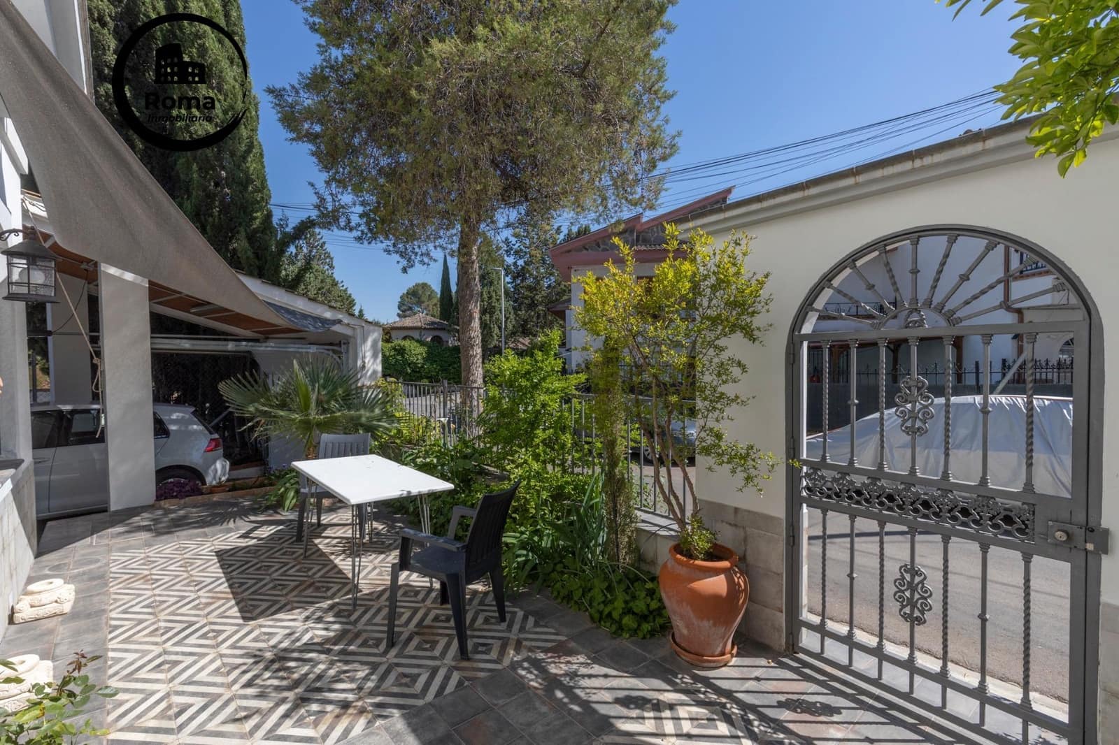 4 slaapkamer Villa te koop in Albolote met zwembad garage - € 510.000 (Ref: 9896462)