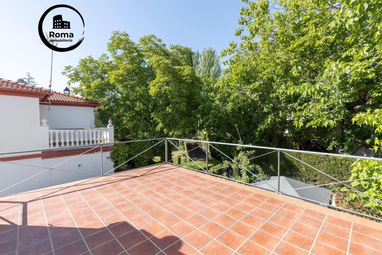 4 slaapkamer Villa te koop in Albolote met zwembad garage - € 510.000 (Ref: 9896462)