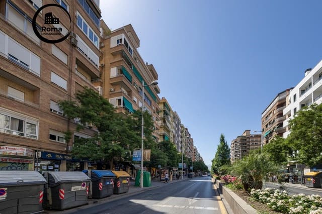 3 camera da letto Appartamento in vendita in Camino de Ronda - Rosaleda, Granada città - 229.000 € (Rif: 9904119)