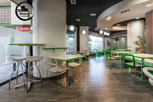 Empresa para venda em San Francisco Javier, Granada cidade - 250 000 € (Ref: 9913292)