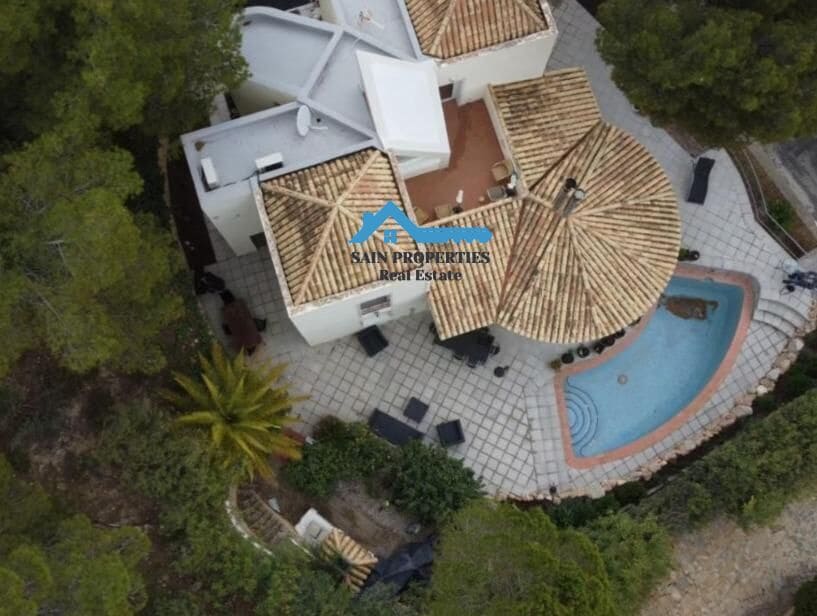 4 soverom Villa til salgs i Altea la Vella med svømmebasseng - € 525 000 (Ref: 7896679)