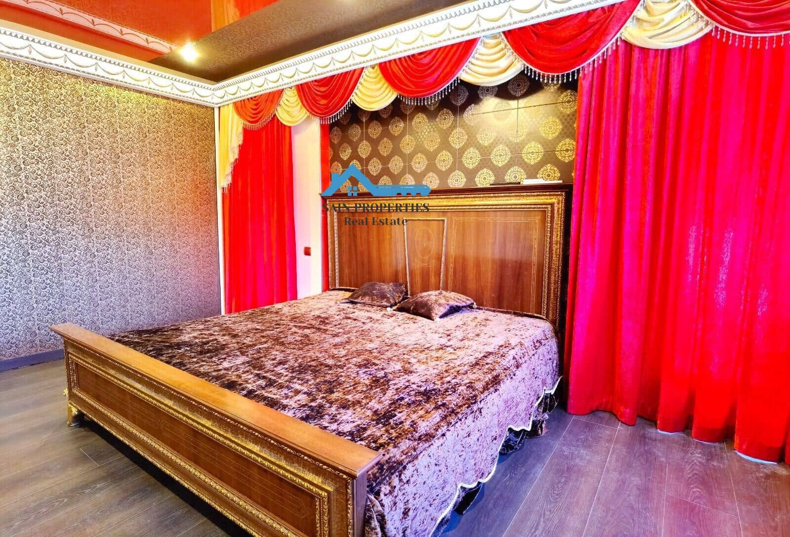 5 bedroom Villa for sale in Altea with pool garage - € 749,000 (Ref: 7896682)