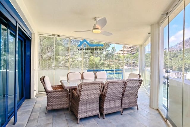 5 bedroom Villa for sale in Altea with pool garage - € 749,000 (Ref: 7896682)