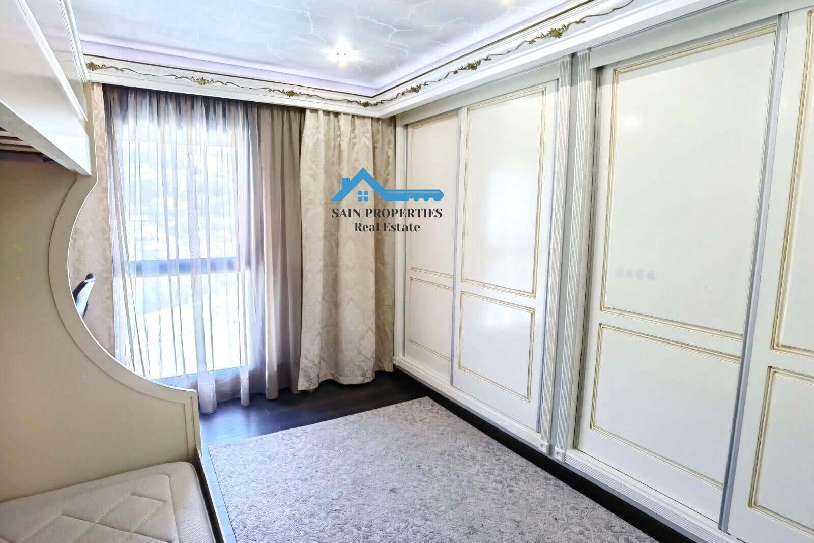 5 bedroom Villa for sale in Altea with pool garage - € 749,000 (Ref: 7896682)