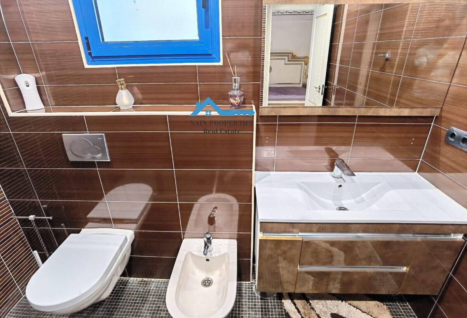 5 bedroom Villa for sale in Altea with pool garage - € 749,000 (Ref: 7896682)