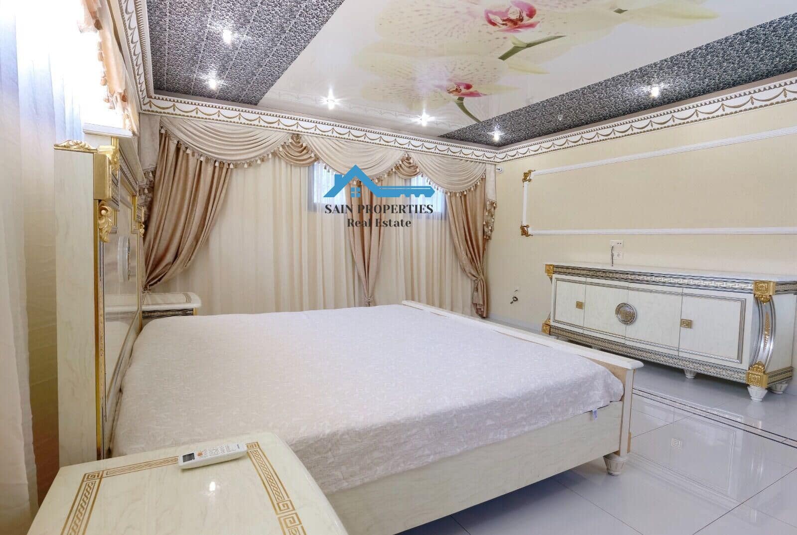 5 bedroom Villa for sale in Altea with pool garage - € 749,000 (Ref: 7896682)