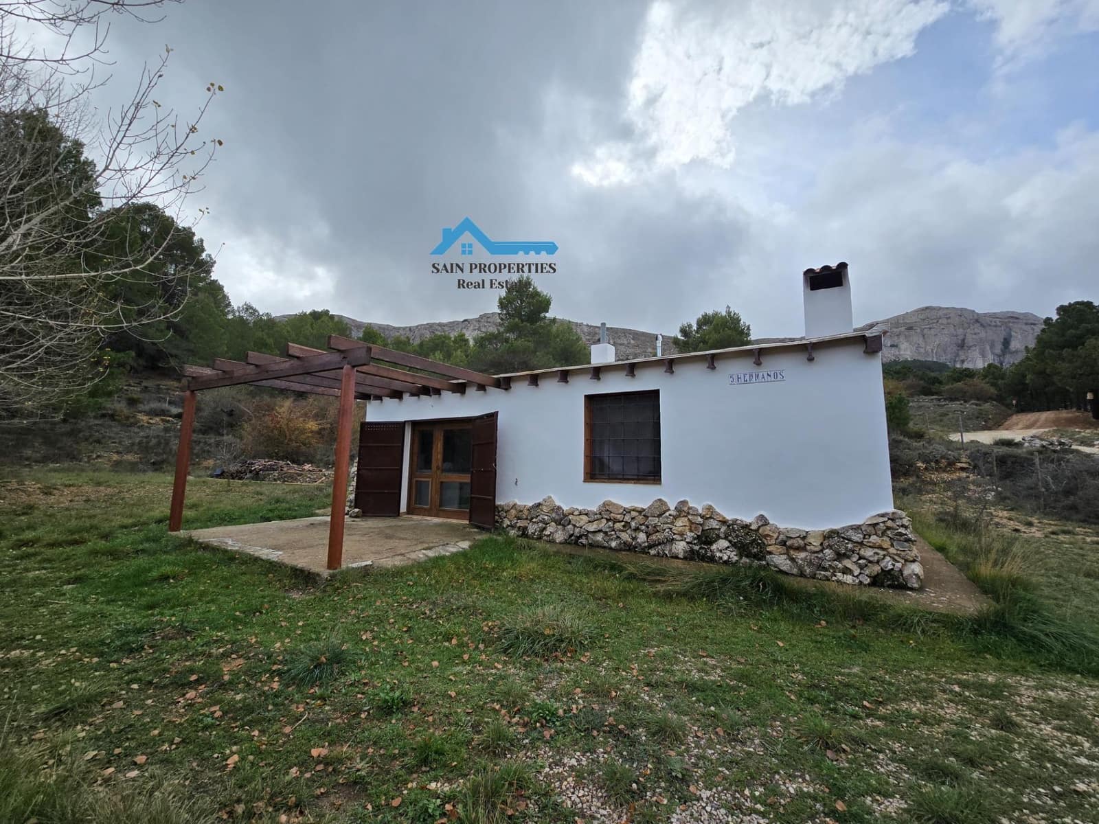 2 makuuhuone Maalaistalo myytävänä paikassa Confrides - 127 900 € (Ref: 8751157)