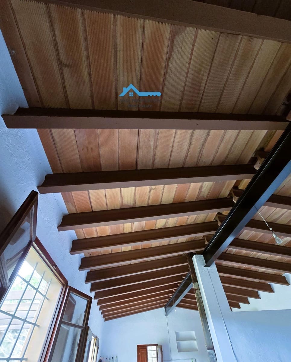 2 makuuhuone Maalaistalo myytävänä paikassa Confrides - 127 900 € (Ref: 8751157)